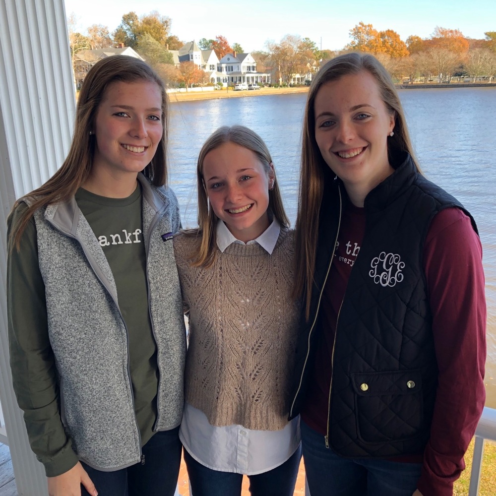 Meet your Posher, Julie